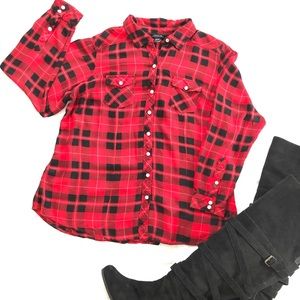 Torrid red & black plaid shirt